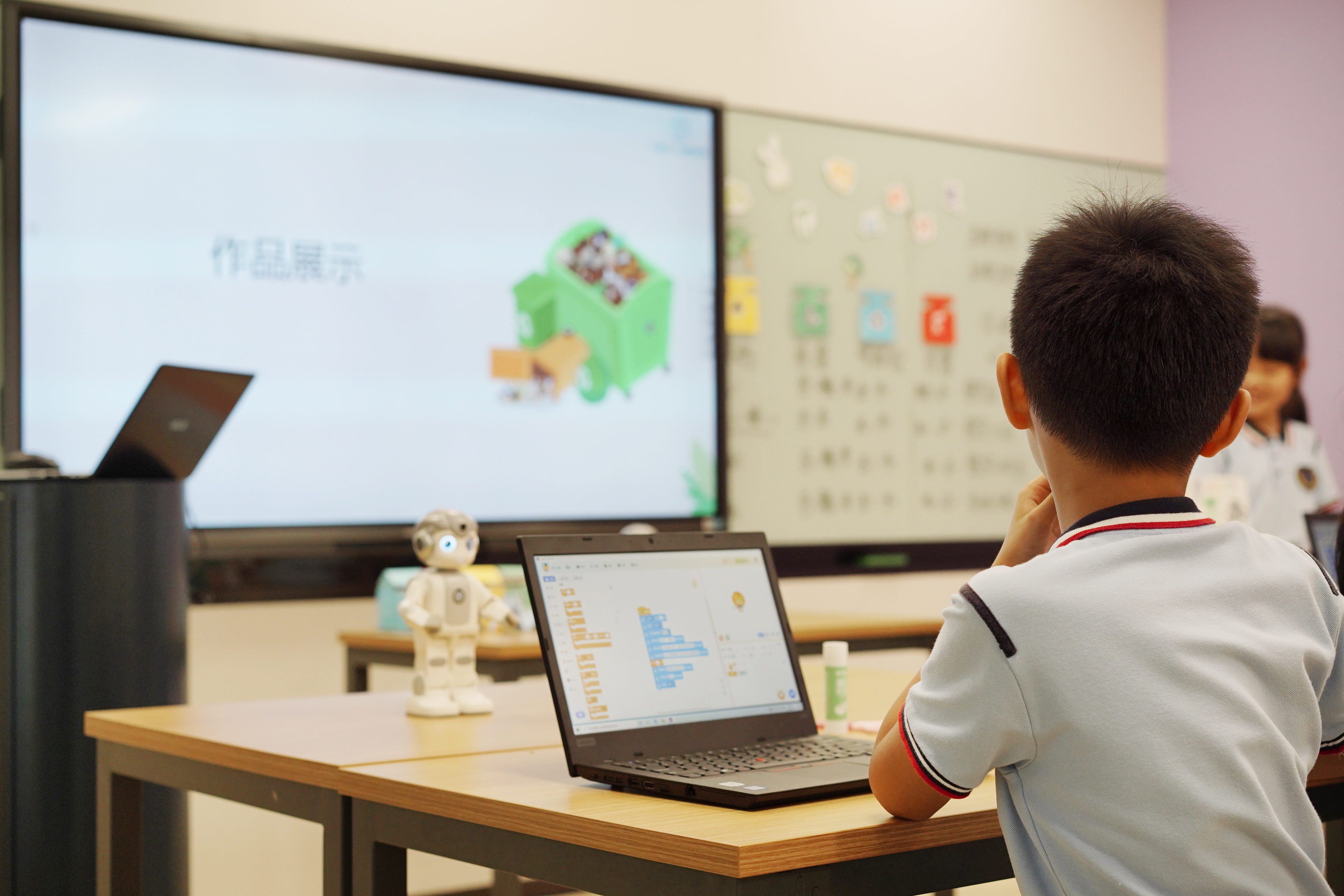 教育部发文要求普及人工智能教育 优必选教育怎样率先布局？